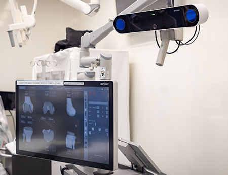 A Mako smart robotic surgery machine